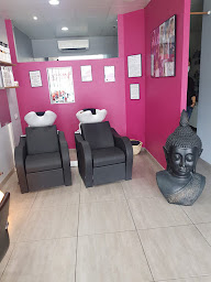 Photo n°6 de Salon de coiffure - Style Qréatifs - Nîmes à Nîmes (Salon de coiffure)