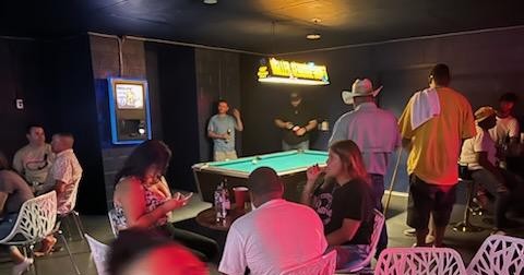 Last Call Bar & Lounge