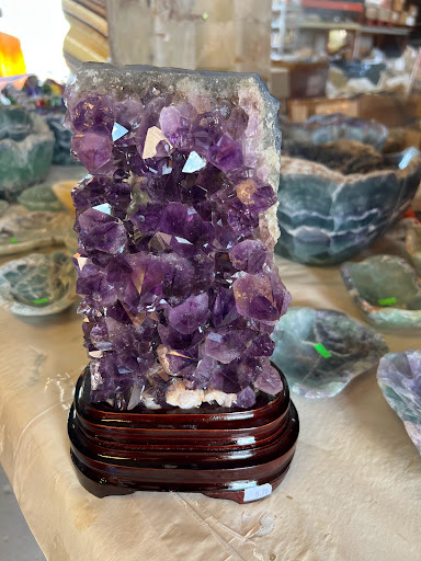 El Paso Rock Shop-WHOLESALE ONLY NOT OPEN TO THE PUBLIC - Thumbnail