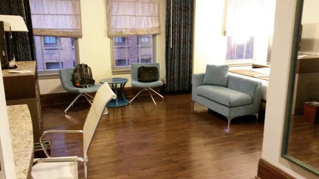 The Tudor Arms Hotel Cleveland - a DoubleTree by Hilton