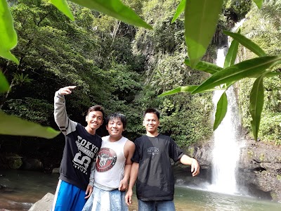 Photos of Luhur waterfalls in Ginanjar , Landbouw
