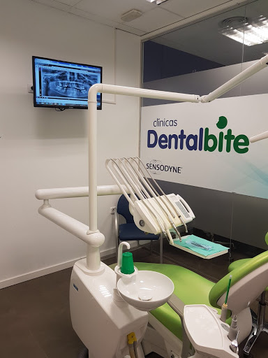 CLINICA DENTAL LA ARRIXACA