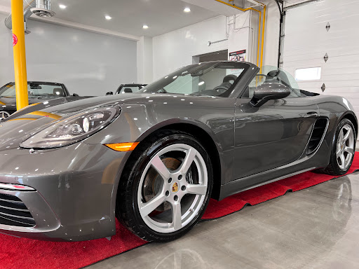PLANET MOTORS LUXURY CAR DEALERSHIP SALES & LEASE & FINANCE - Thumbnail