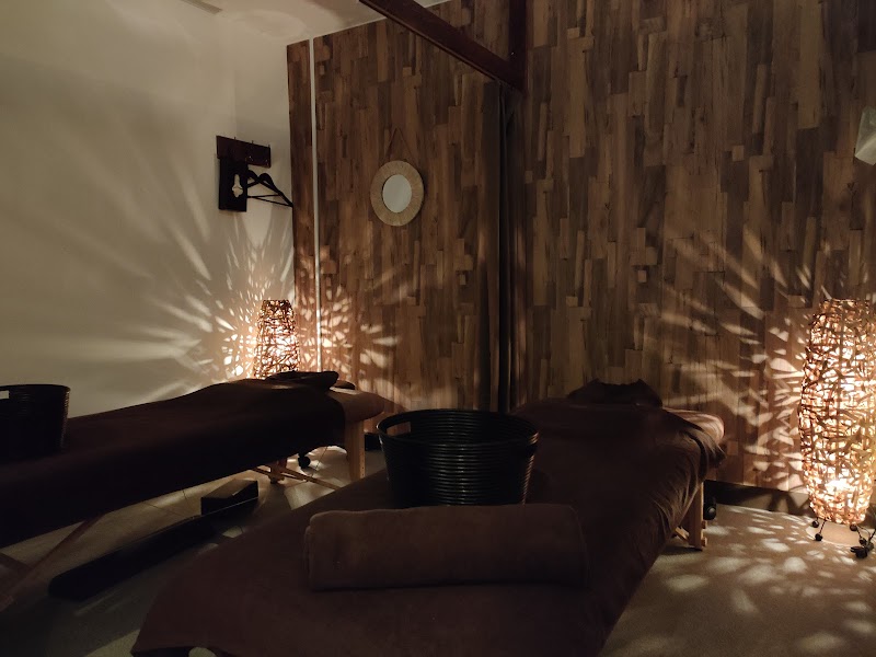 ASIESTA町田店＜マッサージ＆タイ古式＞