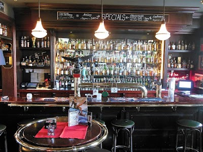 Photos of Colonial Caf&eacute;