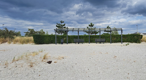 Sonnenliege mit spielplatz Gallery - Germany