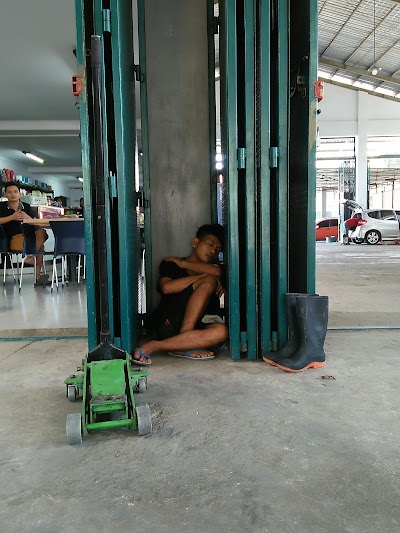 Photos of Turbo Snow Car Wash