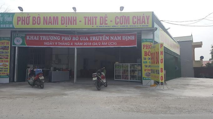 TẠ ĐỊNH PHỞ BÒ – BÚN BÒ HUẾ