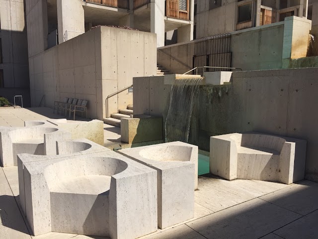 Salk Institute for Biological Studies