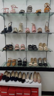 Belivin Store - Toko Sepatu Fashion Bekasi, Author: Febry Dhaniel