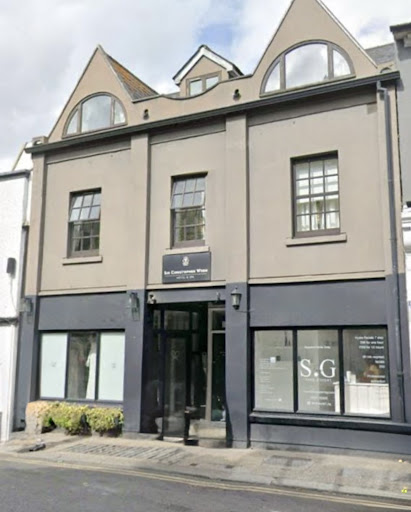 Maison Louvelle Aesthetics and beauty studio