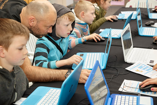 CODE4FUN - Best Coding Classes for kids Gallery - Australia