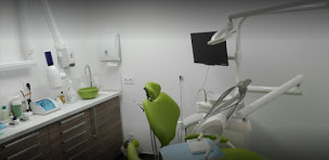 Photo n°2 de Docteur Philippe Attal à Berre-l'Étang (Dentiste)