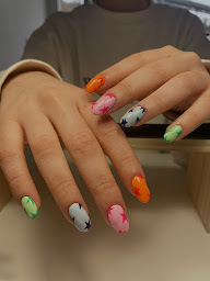 Photo n°2 de Lizz Nailz à Viroflay (Salon de manucure)