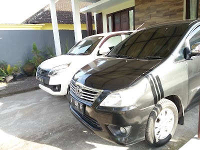 Photos of RENTAL MOBIL KEDIRI OFFICE