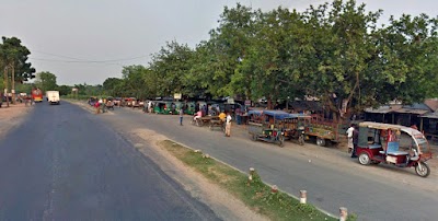 Photos of Razzak Mor Bus Stop