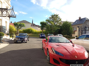 Photo n°13 de Chauffeur des Sacres [ VTC - Chauffeurs privés Reims - Mise à disposition - Sur réservation ] à Reims (Service de taxi)