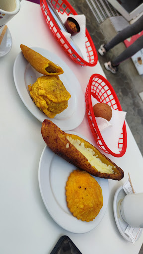 restaurante y panaderia delicias D'gustar - Thumbnail