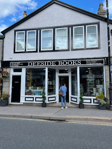 Deeside Books