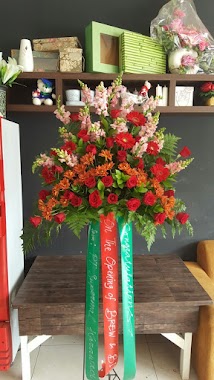 Fuchsia Florist, Author: DAVIDSON WIYAPUTRA