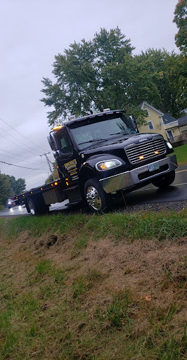Kruczek's Garage & Towing - Thumbnail