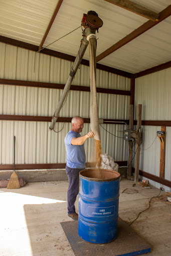 Brewer Feed and Hay - Thumbnail