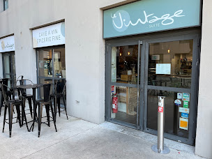 Photo n°58 de Le Vintage…suite à Nîmes (Caviste)