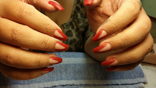Cosmospa Nails - Visual
