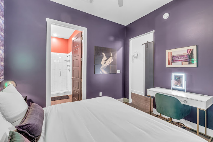 The Vixen Den AirBnB by null