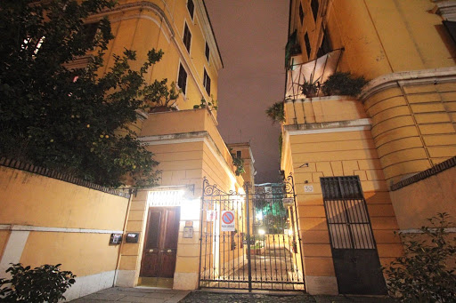 Biblioteca Condominiale AL Cortile - Thumbnail