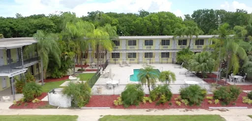 Florida Commercial Property Investment Group of Re/Max Consultants Realty 1 - Thumbnail