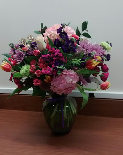 Timeless Elegance Floral Design - Thumbnail