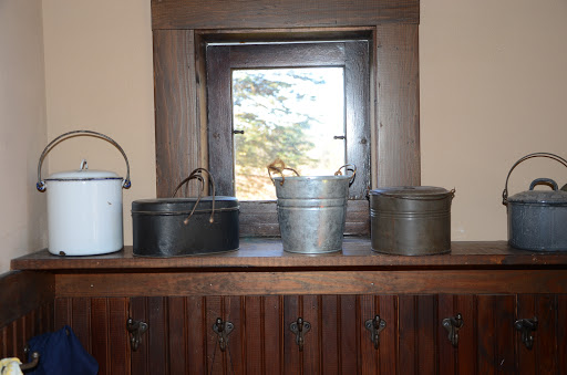 Pioneer Sholes School - Thumbnail