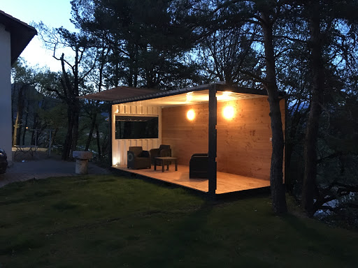 Photo de LILLY BOX à Romette (05000)