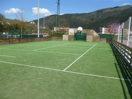Kirol Zelaia