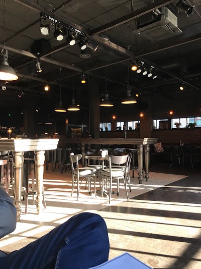Photos of W 1642 PUBlick house