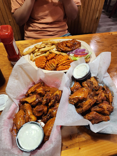 Hogbodys Bar and Grill Gallery - United States