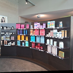 Photo n°4 de Fabio Salsa - Coiffeur Saint-Paul-lès-Dax à Saint-Paul-lès-Dax (Magasin de cosmétiques)