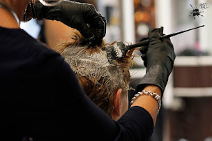 Photo n°7 de Atelier de Coiffure Annie Darroussat à Orthez (Salon de coiffure)