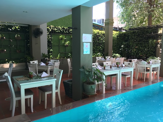 King Grand Boutique Hotel