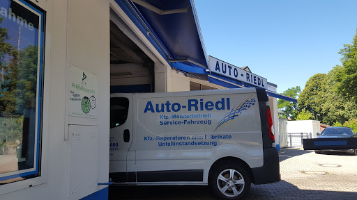 Auto Riedl - Thumbnail