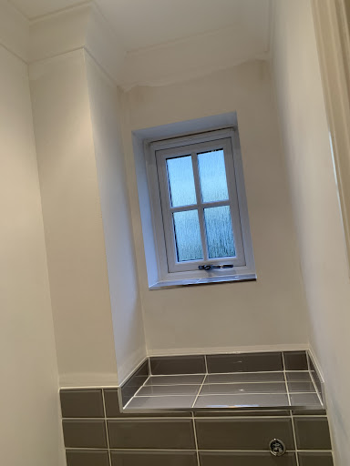 AM Contracts Decorating Specialists
