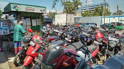 Photos of Dutch Hospital Shopping Precinct