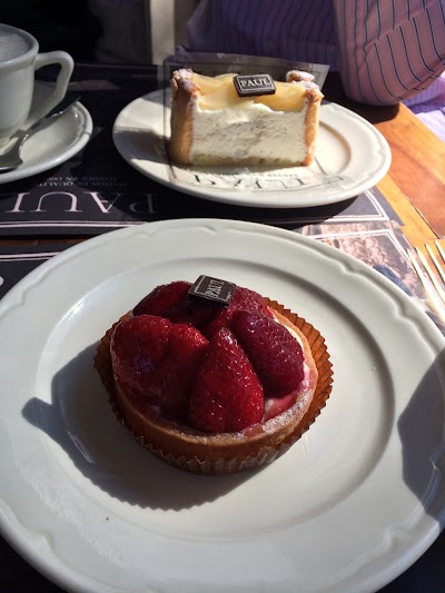 Photos of Caf&eacute; Paul