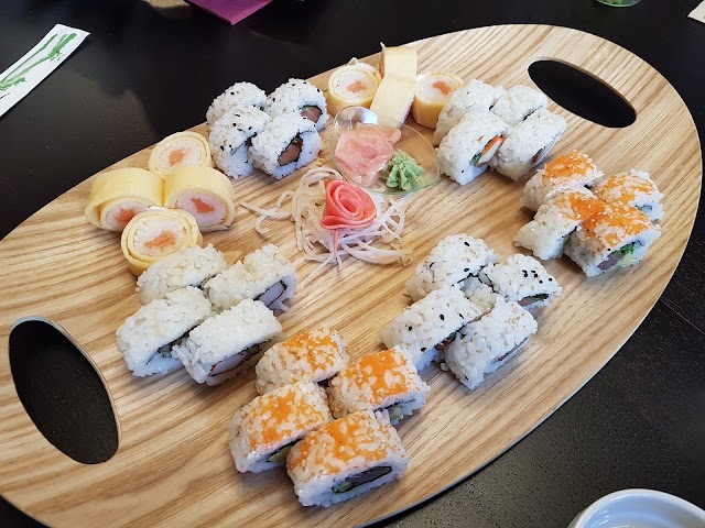 Dragon Sushi