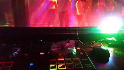 Photos of LA FARRA ORELLANA BAR KARAOKE DISCOTECA