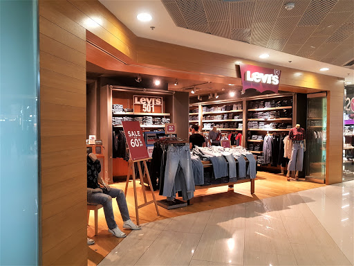 Levi's Causeway Point - Thumbnail