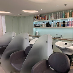 Photo n°2 de Jean Louis David - Coiffeur Fougères à Fougères (Magasin de cosmétiques)