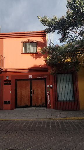 Cielo Rojo Hostel - Thumbnail