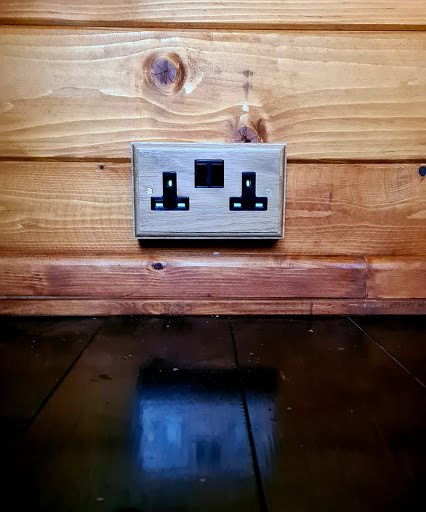 Alta Electrical - Visual